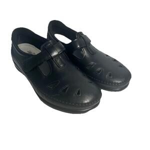 SAS tri pad women's black leather mary janes size 8 w Great Shape Super Comfy